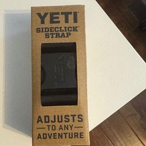 YETI Sideclick Strap in Classic Black